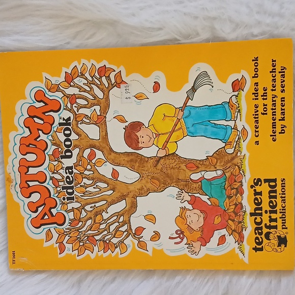 3 Fall Autumn Themed Idea Books Set For Teaching - Picture 5 of 13